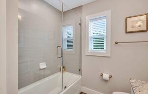 Deja Blue-6BR w Pool Hot Tub-Steps To Beach - Hilton Head Island, South Carolina