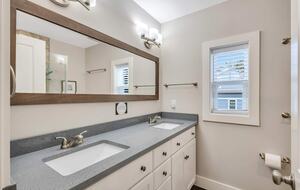 Deja Blue-6BR w Pool Hot Tub-Steps To Beach - Hilton Head Island, South Carolina