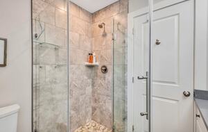 Deja Blue-6BR w Pool Hot Tub-Steps To Beach - Hilton Head Island, South Carolina