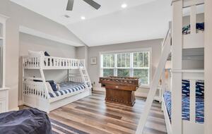 Deja Blue-6BR w Pool Hot Tub-Steps To Beach - Hilton Head Island, South Carolina