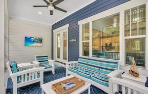 Deja Blue-6BR w Pool Hot Tub-Steps To Beach - Hilton Head Island, South Carolina