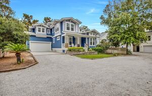 Deja Blue-6BR w Pool Hot Tub-Steps To Beach - Hilton Head Island, South Carolina