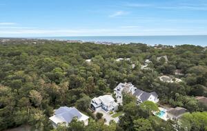 Deja Blue-6BR w Pool Hot Tub-Steps To Beach - Hilton Head Island, South Carolina