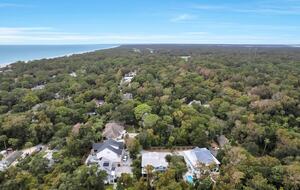 Deja Blue-6BR w Pool Hot Tub-Steps To Beach - Hilton Head Island, South Carolina