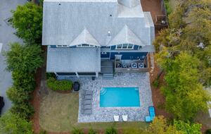 Deja Blue-6BR w Pool Hot Tub-Steps To Beach - Hilton Head Island, South Carolina