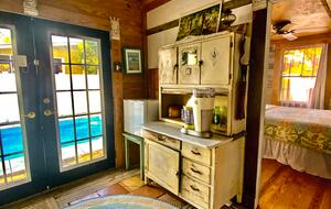 Charming 1910 Tybee Beach Cottage - Tybee Island, Georgia