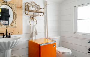 Charming 1910 Tybee Beach Cottage - Tybee Island, Georgia