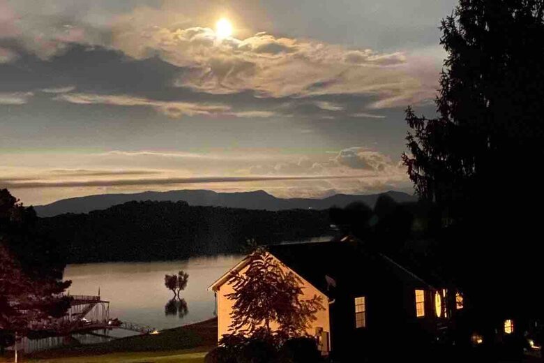 Lakeside Serenity in Dandridge - Dandridge, Tennessee