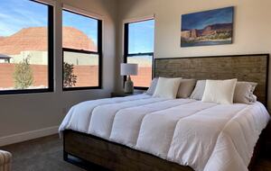 Cozy Red Rock Getaway with Outdoor Living - Ivins, Utah