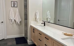 Cozy Red Rock Getaway with Outdoor Living - Ivins, Utah