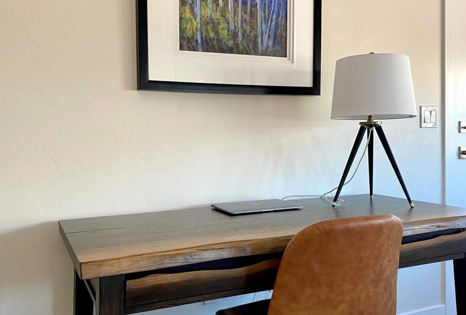 Cozy Red Rock Getaway with Outdoor Living - Ivins, Utah