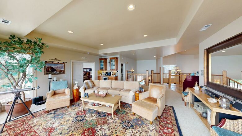 Rocky Waves Ocean Front Luxury Retreat - Brookings, Oregon