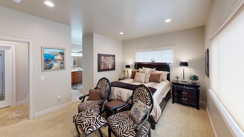 Rocky Waves Ocean Front Luxury Retreat - Brookings, Oregon