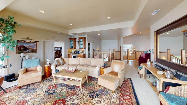 Rocky Waves Ocean Front Luxury Retreat - Brookings, Oregon