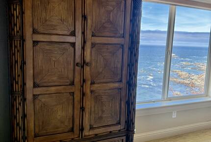 Rocky Waves Ocean Front Luxury Retreat - Brookings, Oregon