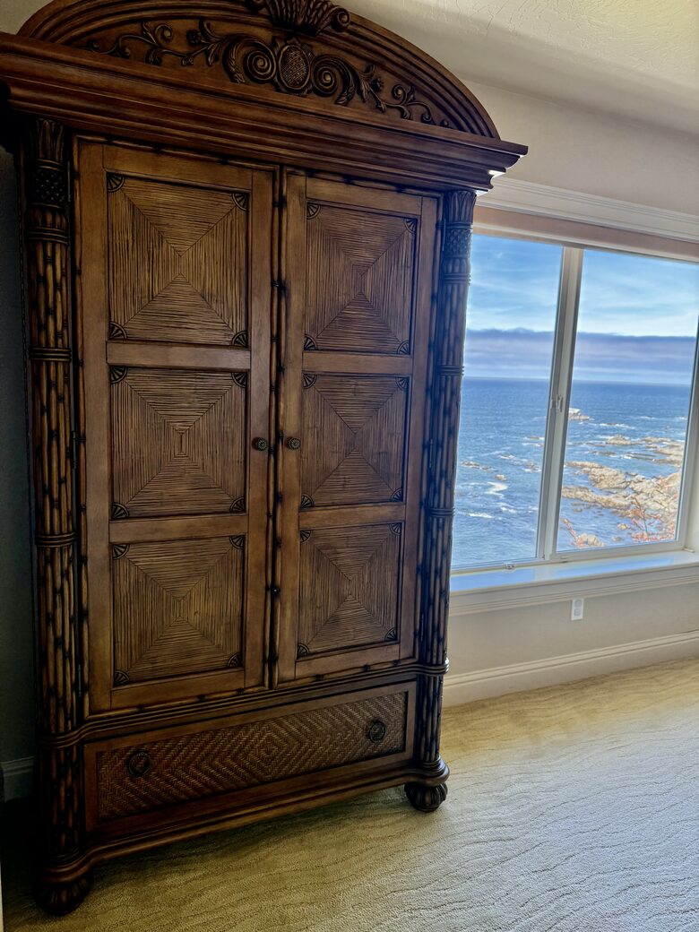 Rocky Waves Ocean Front Luxury Retreat - Brookings, Oregon