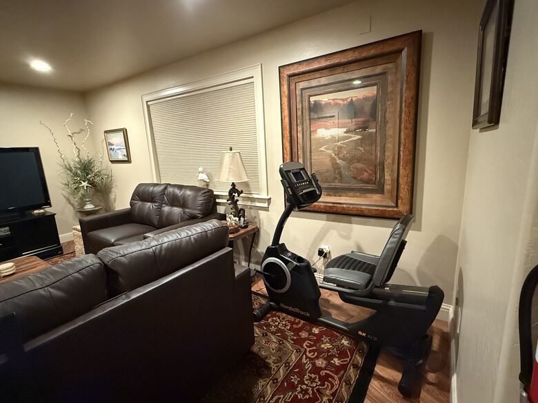 Rocky Waves Ocean Front Luxury Retreat - Brookings, Oregon