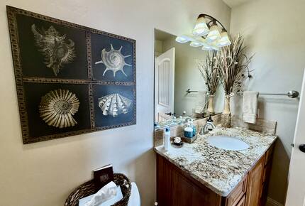 Rocky Waves Ocean Front Luxury Retreat - Brookings, Oregon