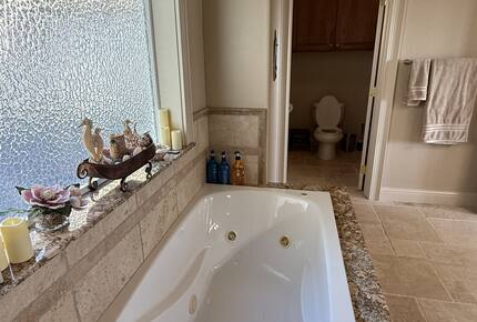 Rocky Waves Ocean Front Luxury Retreat - Brookings, Oregon