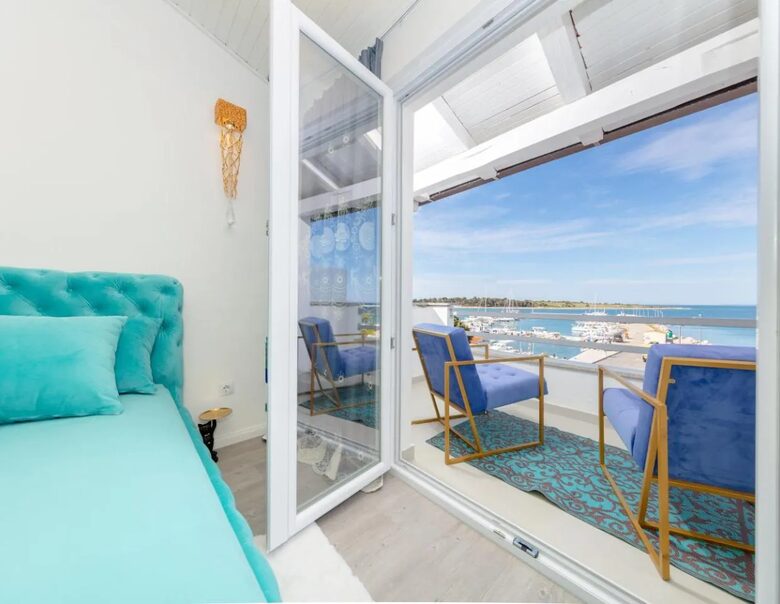 Bright & Airy Apartment Overlooking the Adriatic 1 - Novalja, Croatia