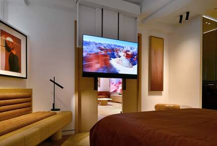 Trocadéro Privé | A Luxe Tech-Forward Duplex near the Eiffel Tower - Paris, France