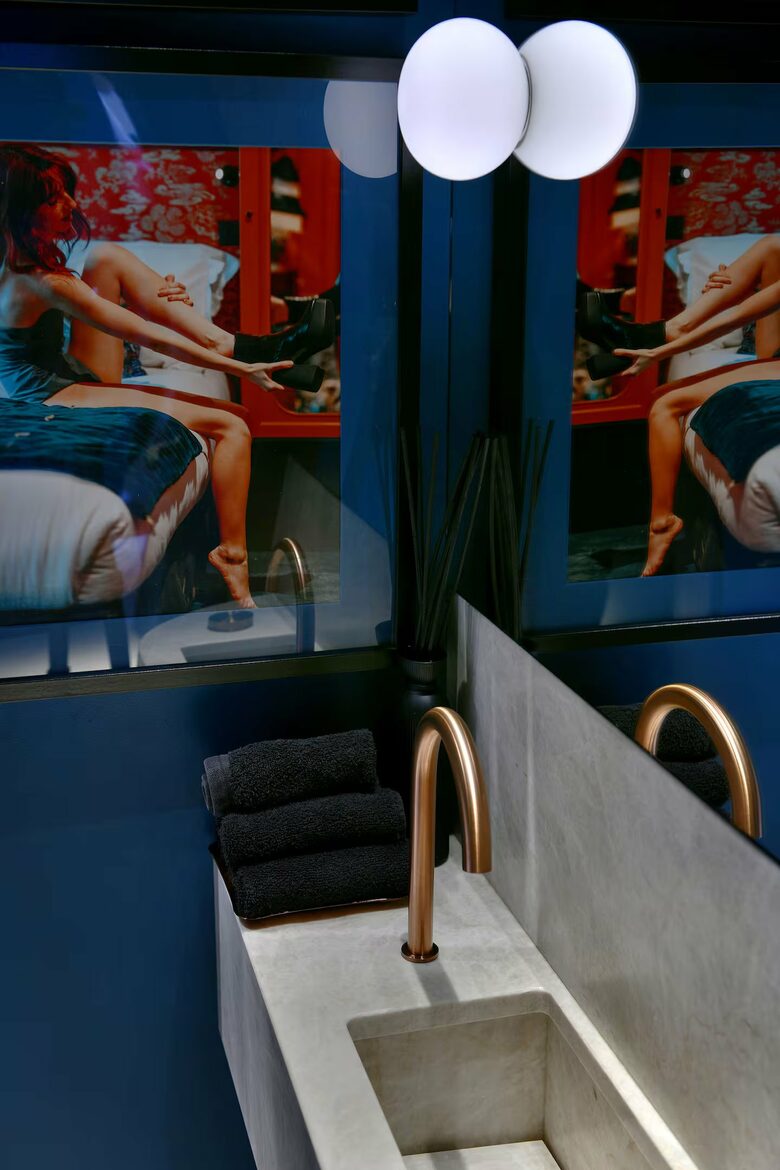 Trocadéro Privé | A Luxe Tech-Forward Duplex near the Eiffel Tower - Paris, France