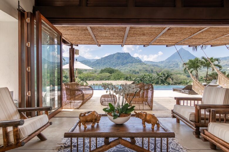 Luxury Jungle Haven with Infinity Views - Amaga, Colombia