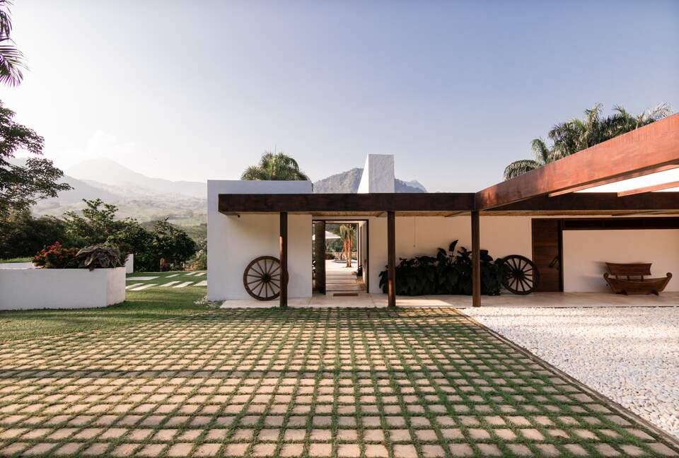 Luxury Jungle Haven with Infinity Views - Amaga, Colombia