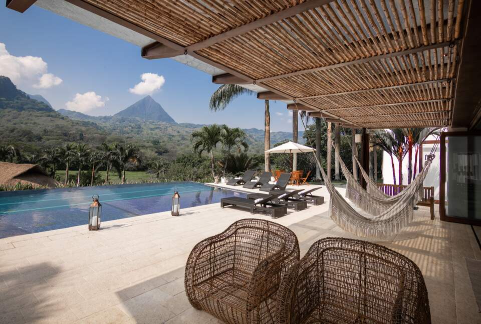 Luxury Jungle Haven with Infinity Views - Amaga, Colombia