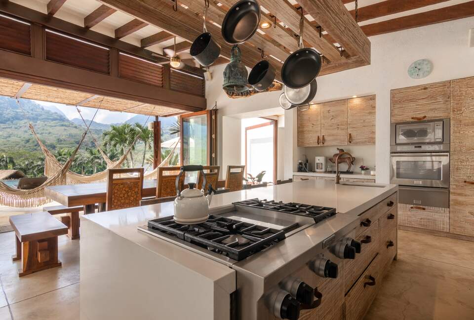 Luxury Jungle Haven with Infinity Views - Amaga, Colombia