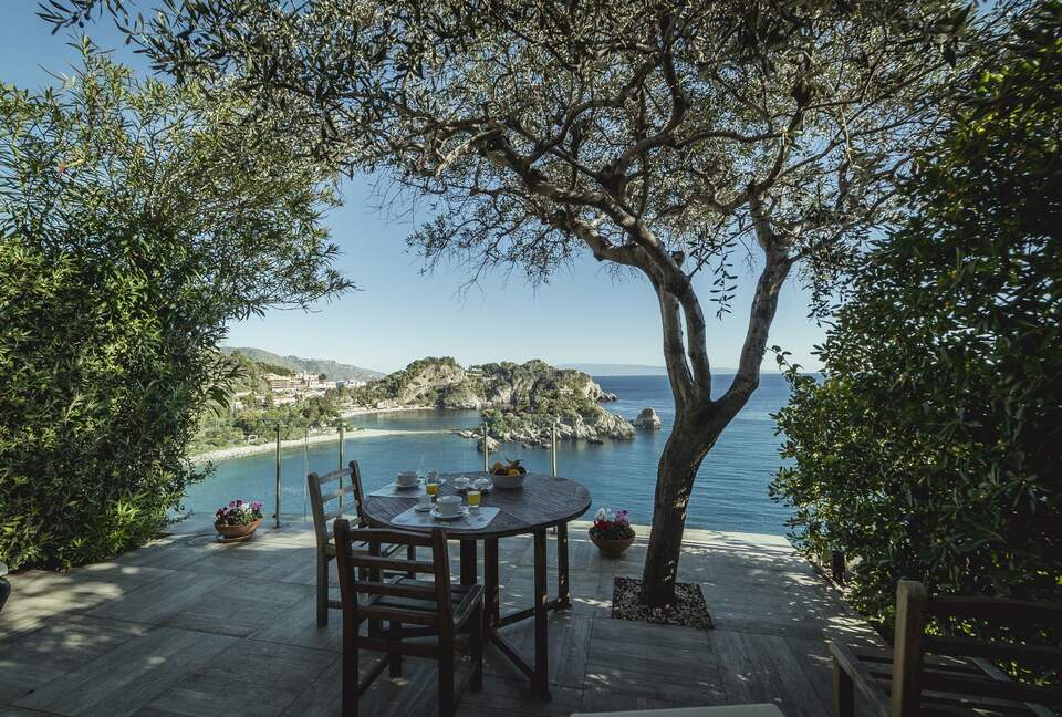 Elegant Taormina Retreat Overlooking Isola Bella - Taormina, Italy