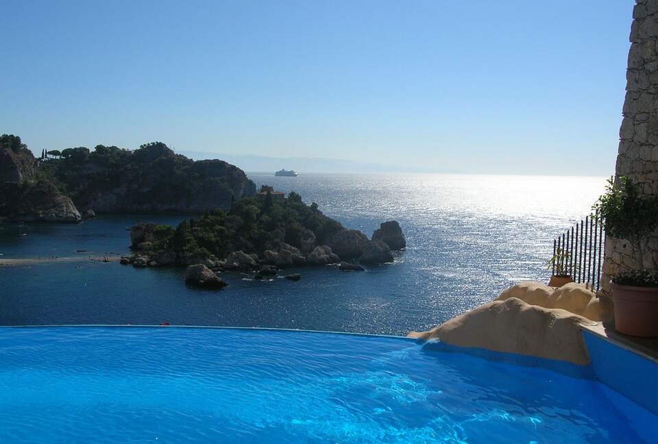 Elegant Taormina Retreat Overlooking Isola Bella - Taormina, Italy