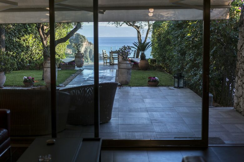 Elegant Taormina Retreat Overlooking Isola Bella - Taormina, Italy