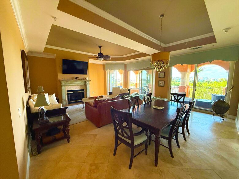 Exquisite Golf Resort Condo with Private Balcony - Palm Coast, Florida