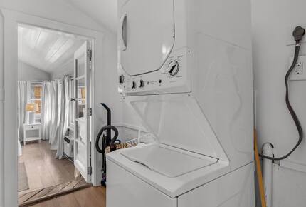 Classic 30A Escape with Private Pool & Yard - Santa Rosa Beach, Florida