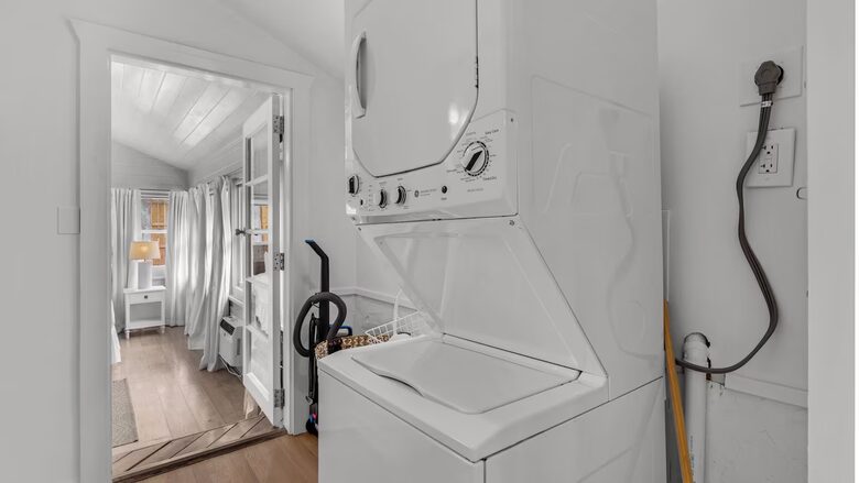 Classic 30A Escape with Private Pool & Yard - Santa Rosa Beach, Florida