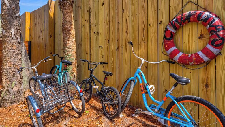 Classic 30A Escape with Private Pool & Yard - Santa Rosa Beach, Florida