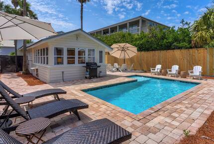 Classic 30A Escape with Private Pool & Yard - Santa Rosa Beach, Florida