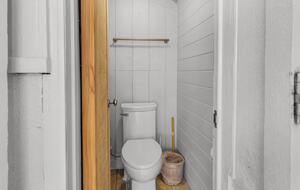 Classic 30A Escape with Private Pool & Yard - Santa Rosa Beach, Florida