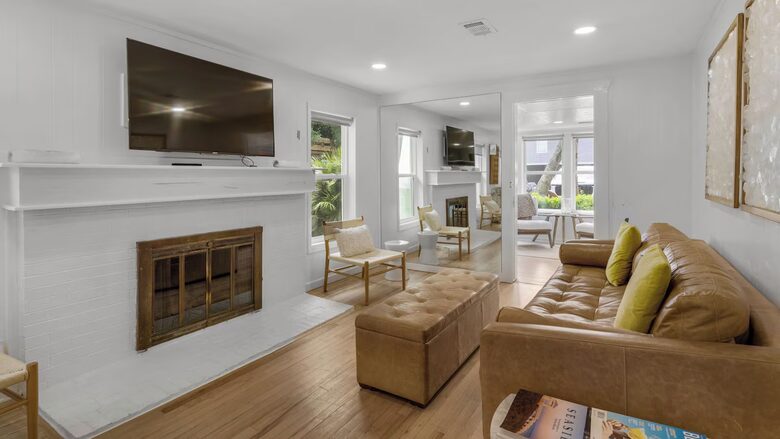 Classic 30A Escape with Private Pool & Yard - Santa Rosa Beach, Florida