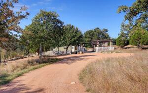 Charming Countryside Retreat near Fredericksburg - Fredericksburg, Texas