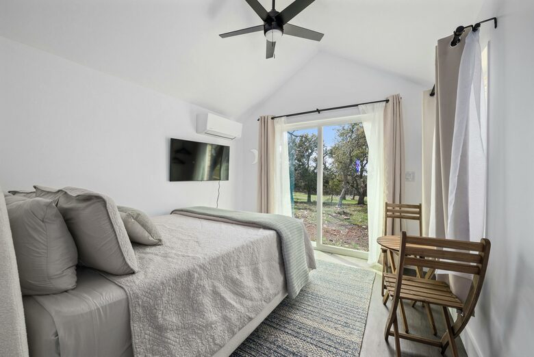 Charming Countryside Retreat near Fredericksburg - Fredericksburg, Texas