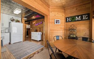 Charming Countryside Retreat near Fredericksburg - Fredericksburg, Texas