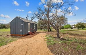 Charming Countryside Retreat near Fredericksburg - Fredericksburg, Texas