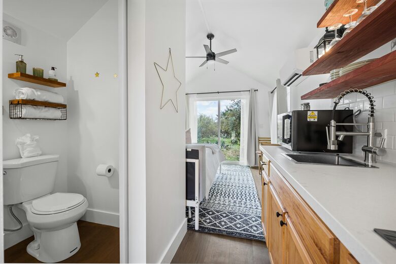 Charming Countryside Retreat near Fredericksburg - Fredericksburg, Texas