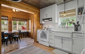 Charming Countryside Retreat near Fredericksburg - Fredericksburg, Texas