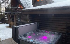 Splinter Shack Lodge | Charming Ski Log Cabin 20 minutes from Snowbasin! - Ogden, Utah