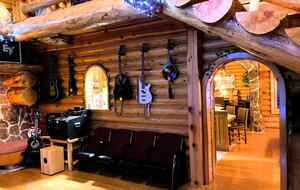Splinter Shack Lodge | Charming Ski Log Cabin 20 minutes from Snowbasin! - Ogden, Utah