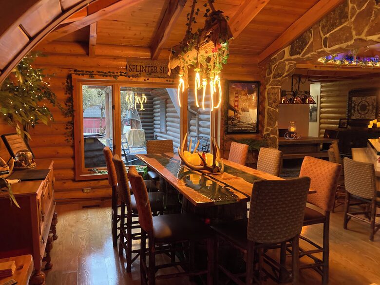 Splinter Shack Lodge | Charming Ski Log Cabin 20 minutes from Snowbasin! - Ogden, Utah