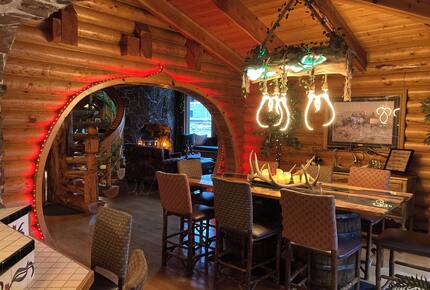Splinter Shack Lodge | Charming Ski Log Cabin 20 minutes from Snowbasin! - Ogden, Utah